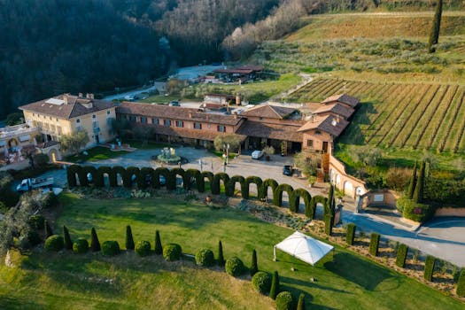 Luxury Villas in Tuscany with Countryside Views